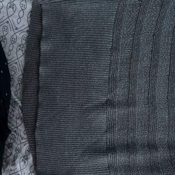 lightweight summer sweater - Picture 7 of 7